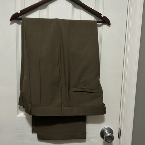 Size 40 R suit - Picture 6 of 8